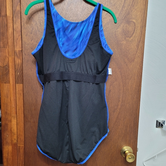 NWOT.  Aquamore One Piece Swimsuit.   Size 18W.  (182) - Picture 9 of 12